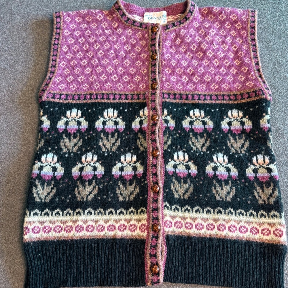 Deans of Scotland Womens Shetland Wool Fair Isle Floral Sweater Vest Medium